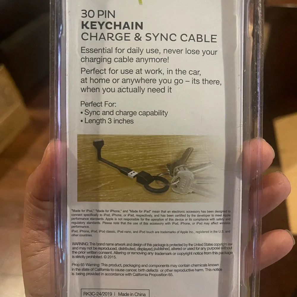 30-Pin Keychain Charge Sync Cable Perfect for on the Go iPod iPhone iPad